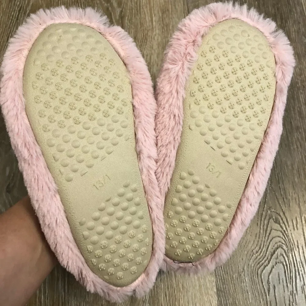 Kinsie girl Pink Gray fuzzy bunny slippers 13/1
